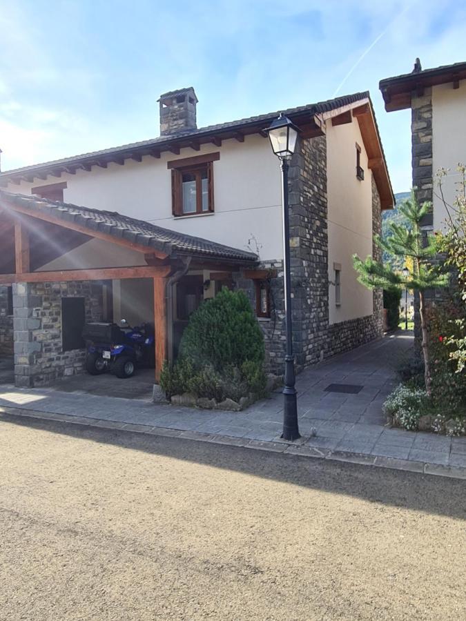 Casa Pico Monje Villanua Exterior photo